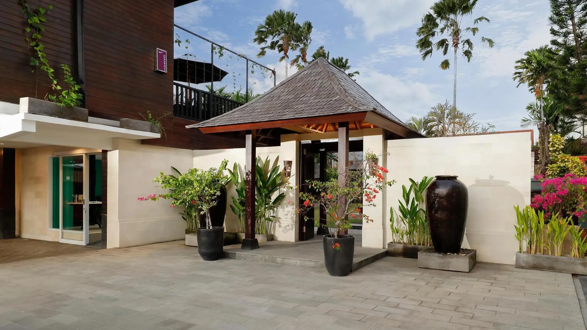 Willa Shanti Estate Seminyak By Nakula